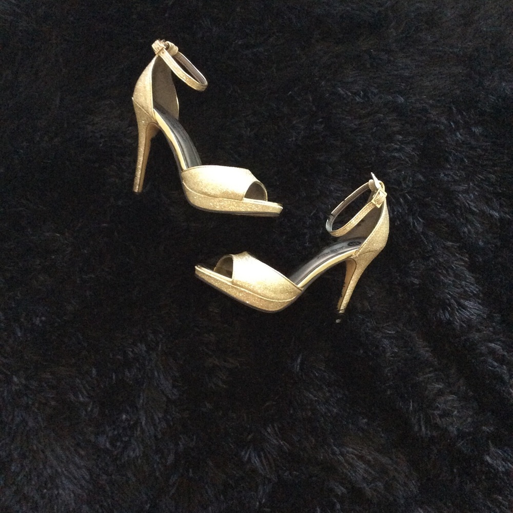 Michael Antonio Gold Glitter Sparkle Heels